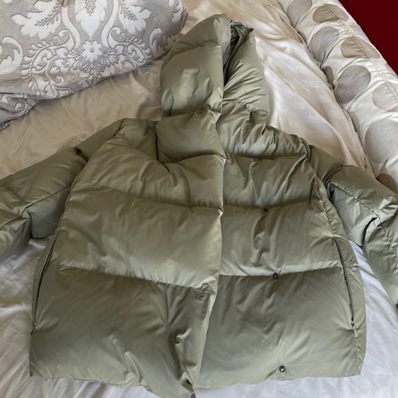 DUVET PUFFER SHORT - BABATON - Picture 4 of 6